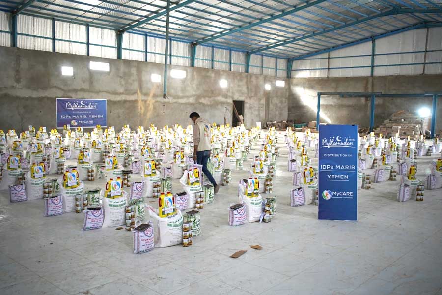 190 أسرة محتاجة ونازحة