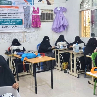 خلق فرص عمل للنساء لتحسين ظروف الأسر الضعيفة