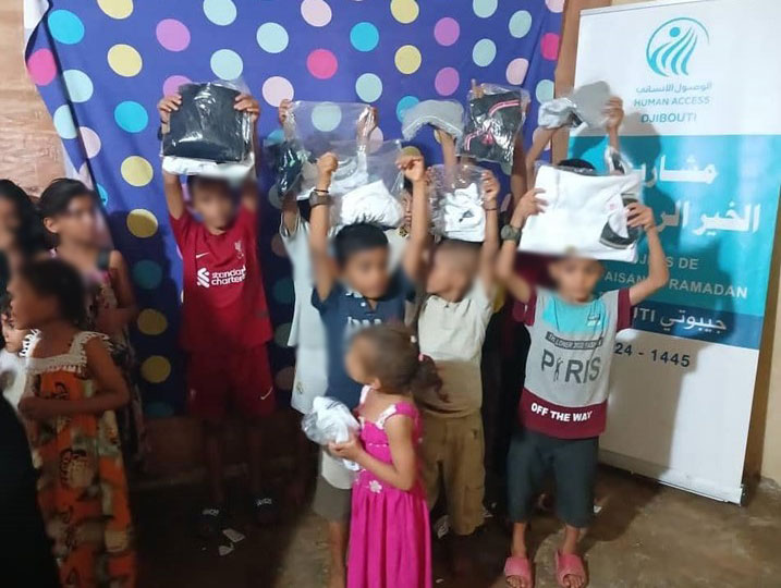 جيبوتي: توزيع زكاة فطر وملابس العيد للاجئين والمجتمع المضيف