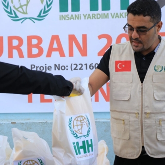   توزيع لحوم الأضاحي لـ 37.200 شخص