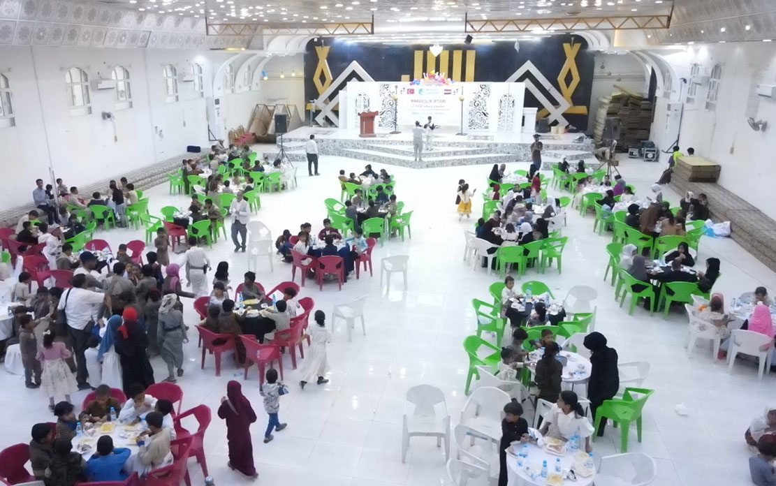 إفطاراً جماعياً وبرنامجاً رمضانياً ترفيهياً لـ 900 يتيم ويتيمة