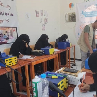 End-of-first-semester exam of trainees on mobile phone maintenance