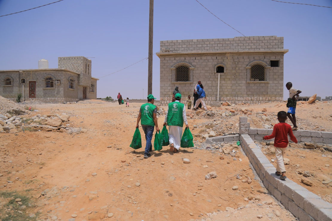 7,000 people in Al-Mahrah receive sacrificial meat donated by KSrelief