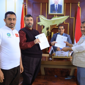 Marib: An agreement to implement a project to treat malnourished children