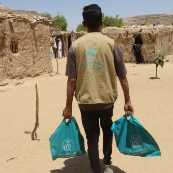 With support of generous partners, joy knocks on doors of needy families through the Udhiyah project