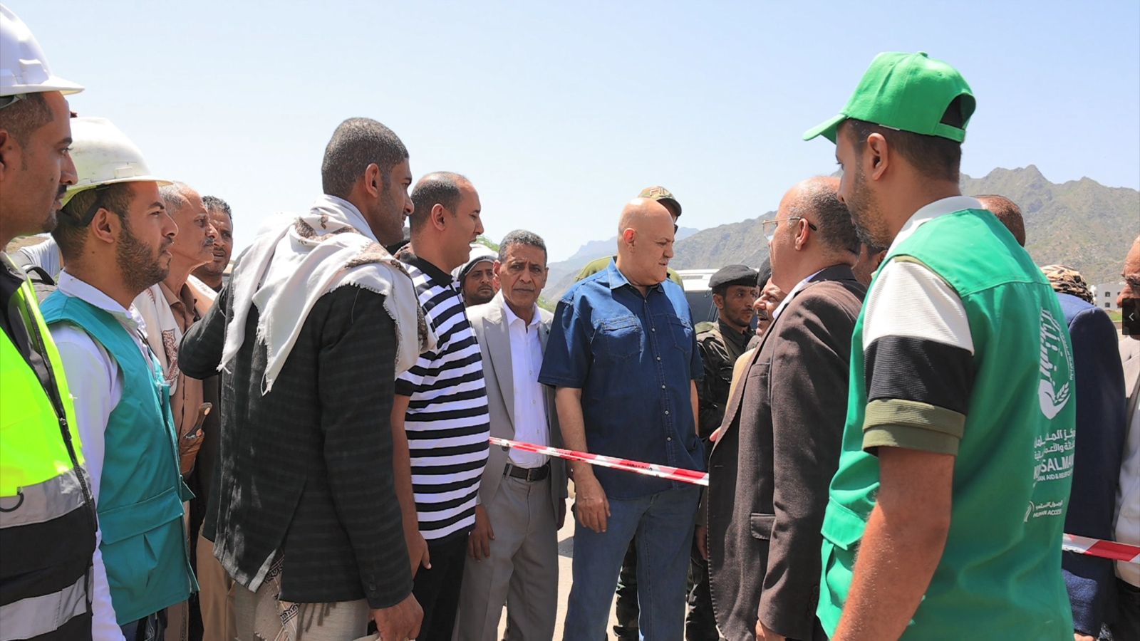 Taiz Governor Commends KSrelief's Efforts in Supporting Various Humanitarian Sectors