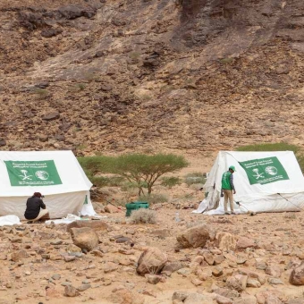 KSrelief Center distributes urgent shelter aid to displaced families in Shabwa Governorate
